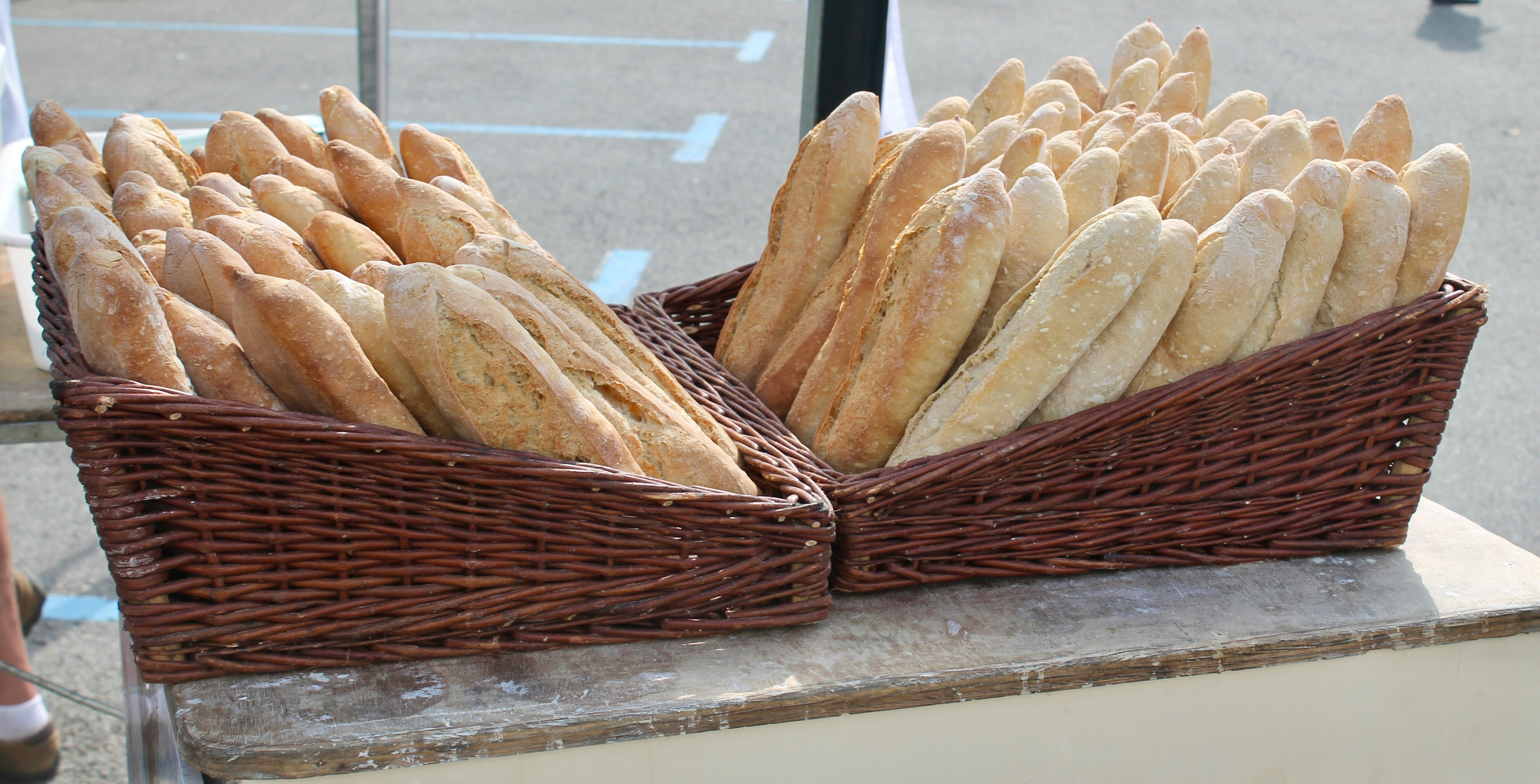 中世の修道院で使われていたパンの成形道具のコレクション